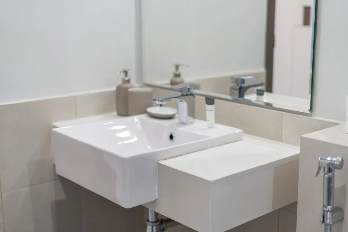 Charming 2-Bedroom Apartments At 1 Residences, Near Zabeel Park! Dubai 0*,